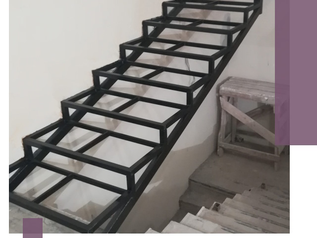 Демонтаж лестниц на металлокаркасе в Красном Сулине: быстрый вывоз и разбор