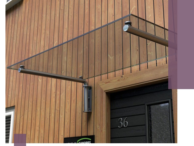 Стеклянные козырьки на входы и фасады в Красном Сулине