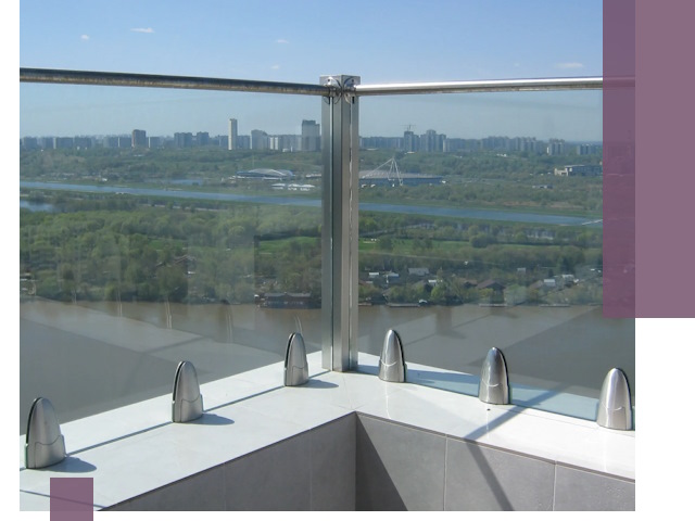 Стеклянные парапеты премиум класса в Красном Сулине для домов и бизнесов